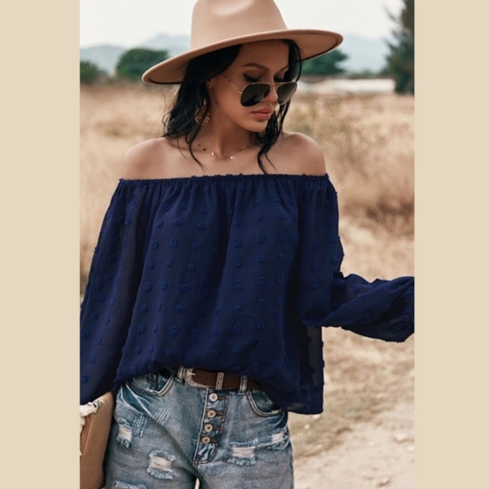 NWOT Women's Off the Shoulder Navy Dot Blouse Size M